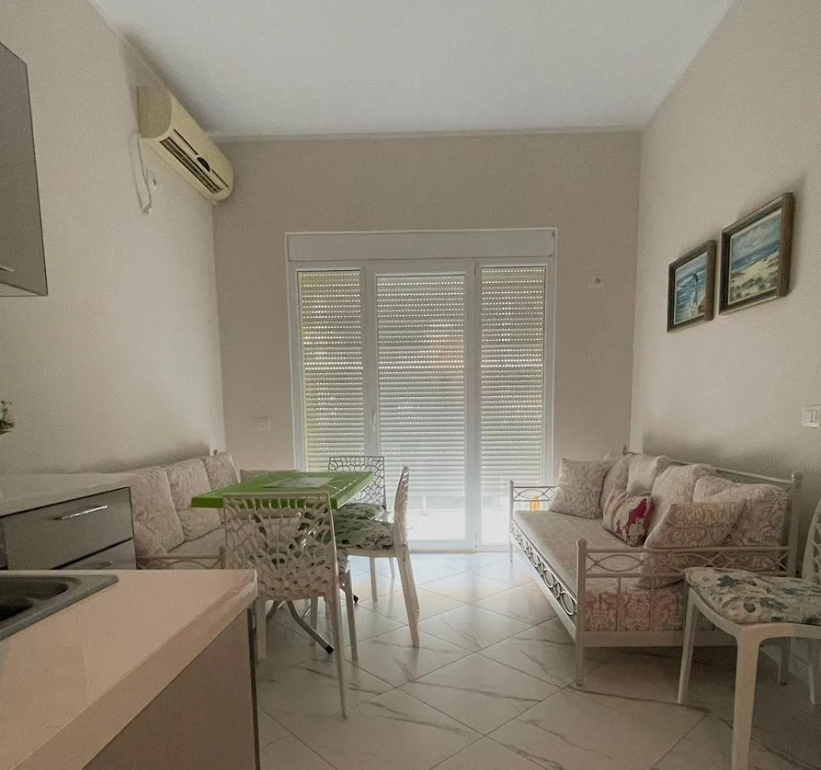 Ave Apartments Vlorë