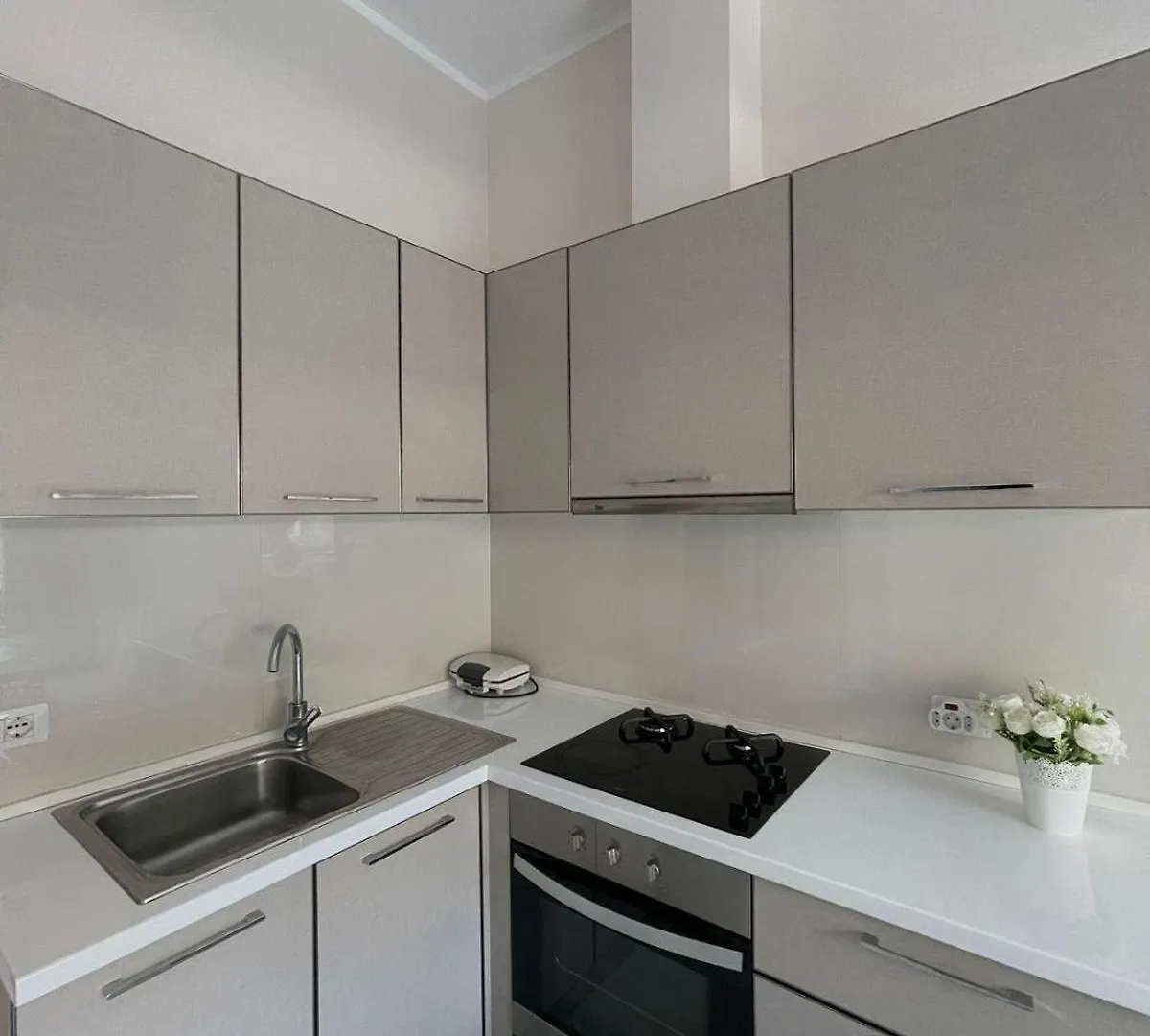 Ave Apartments Vlorë