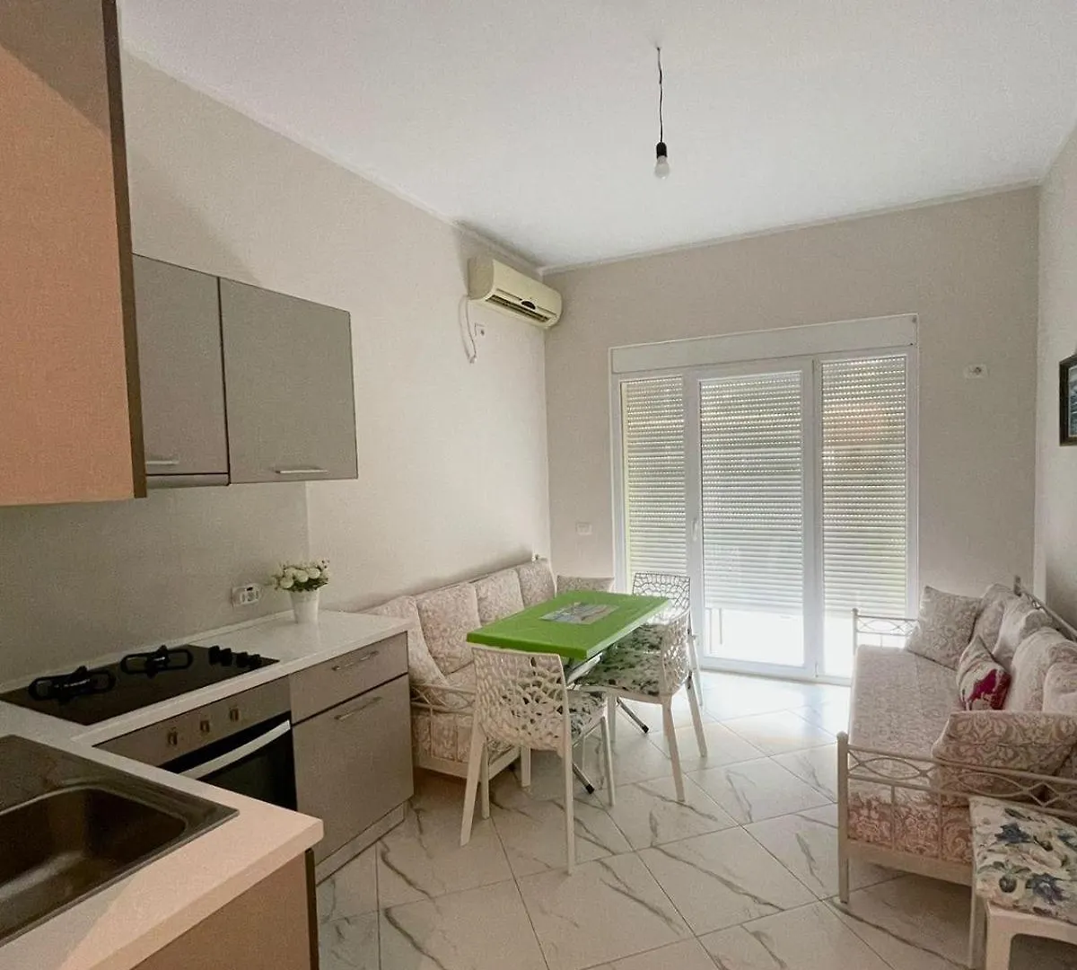 Ave Apartments Vlorë Albanië